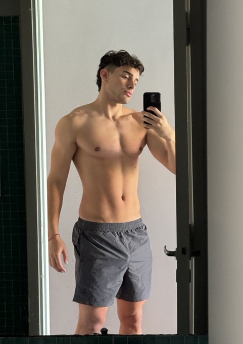 Watch TheBlowersUS's leaked NSFW photo on TwXstars