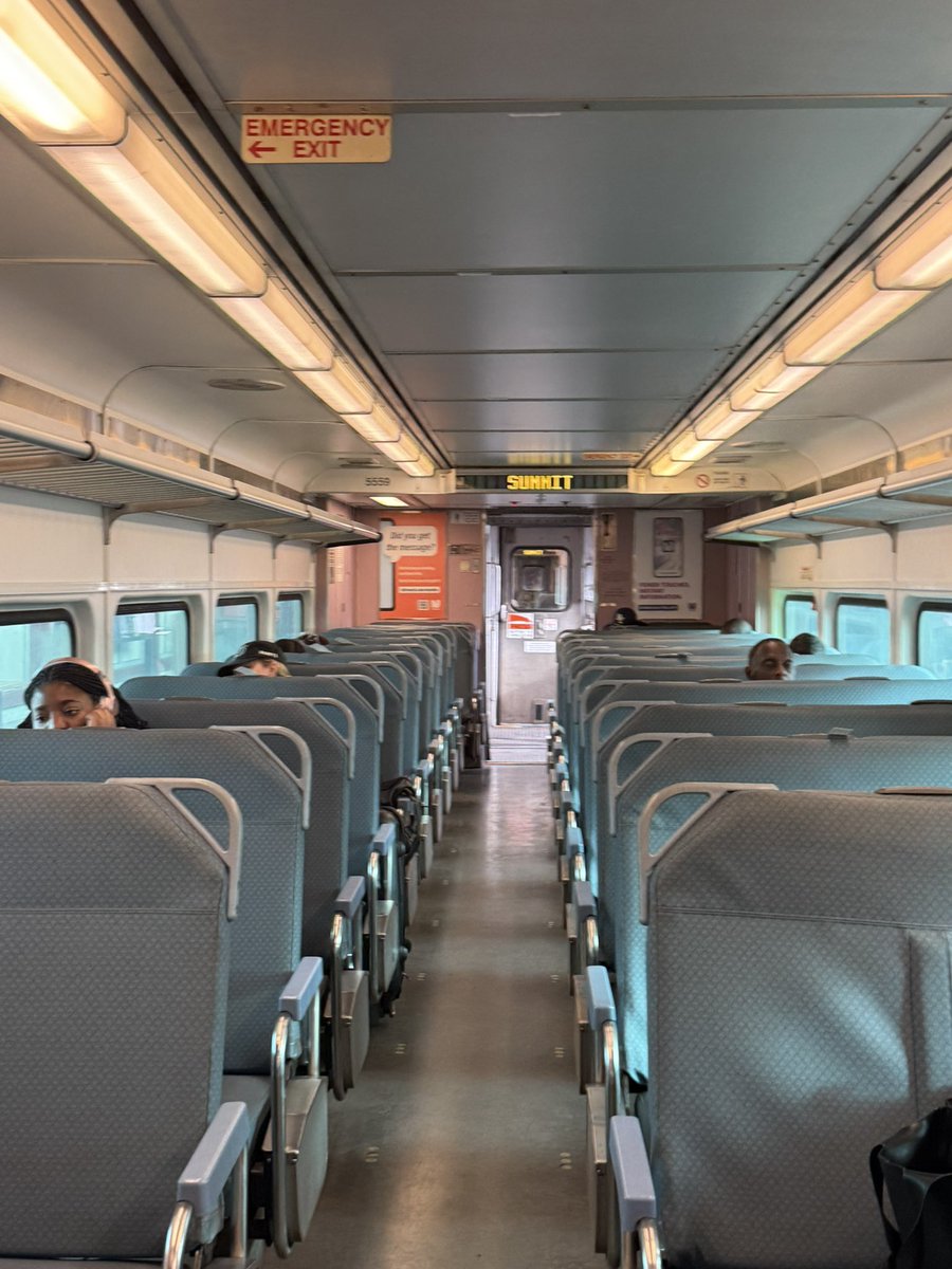 samiyago's tweet photo. @NJTRANSIT_NEC This was the #3827 this morning to Trenton mislabeled as the following train to Summit, leading me and multiple other passengers to take the wrong train line. Would love to see some accountability. @News12NJ @NJTRANSIT @njdotcom https://t.co/WzUgbBCmvV