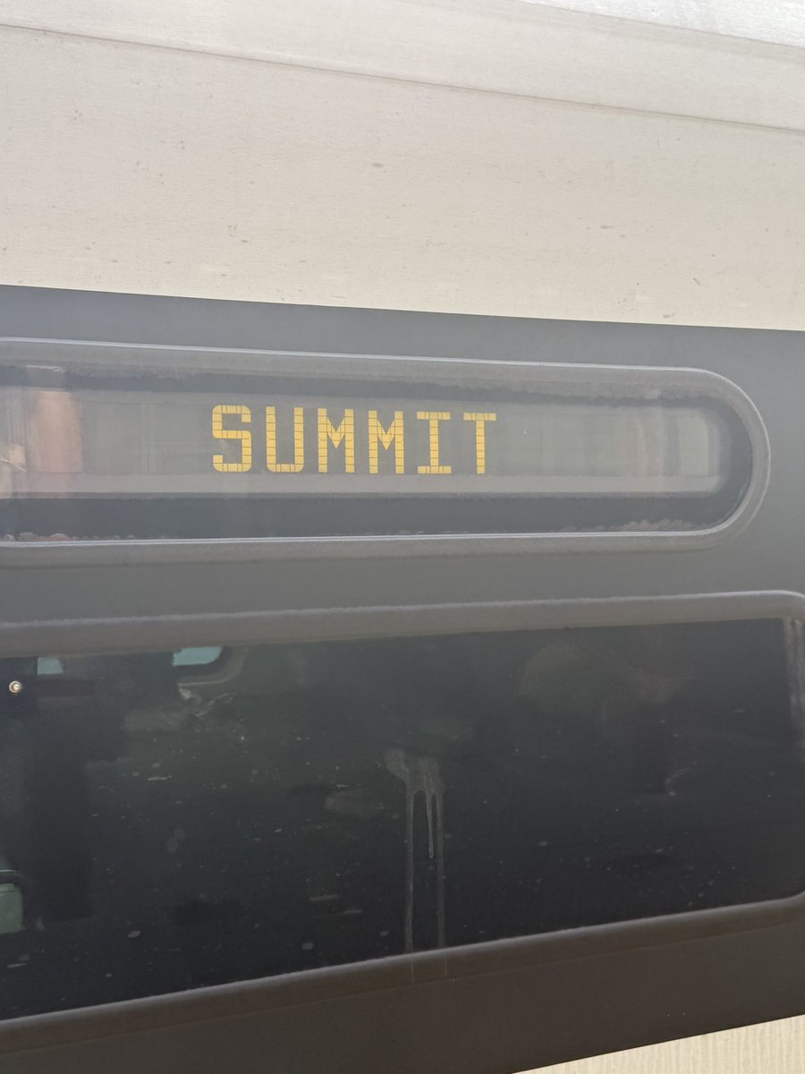 samiyago's tweet photo. @NJTRANSIT_NEC This was the #3827 this morning to Trenton mislabeled as the following train to Summit, leading me and multiple other passengers to take the wrong train line. Would love to see some accountability. @News12NJ @NJTRANSIT @njdotcom https://t.co/WzUgbBCmvV
