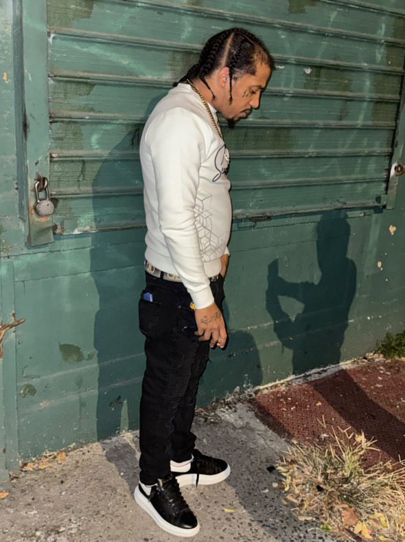 supremetruth3's tweet photo. EVERYTHING UP IN SMOKE !!!!!! 💨 

BACK OUTSIDE OTW !!!!! 
💫💥💨😈🎙️

#fyp #explore #explorepage #music #stylesp #rickross #independentartist #viral 
 #tagstagram #rapper #rapmusic  #rappers #rapfreestyle #rapartist #tagsta_music #rapgame #rapbeats #raps #rapculture #rapbattle https://t.co/ljSwEDgaL6