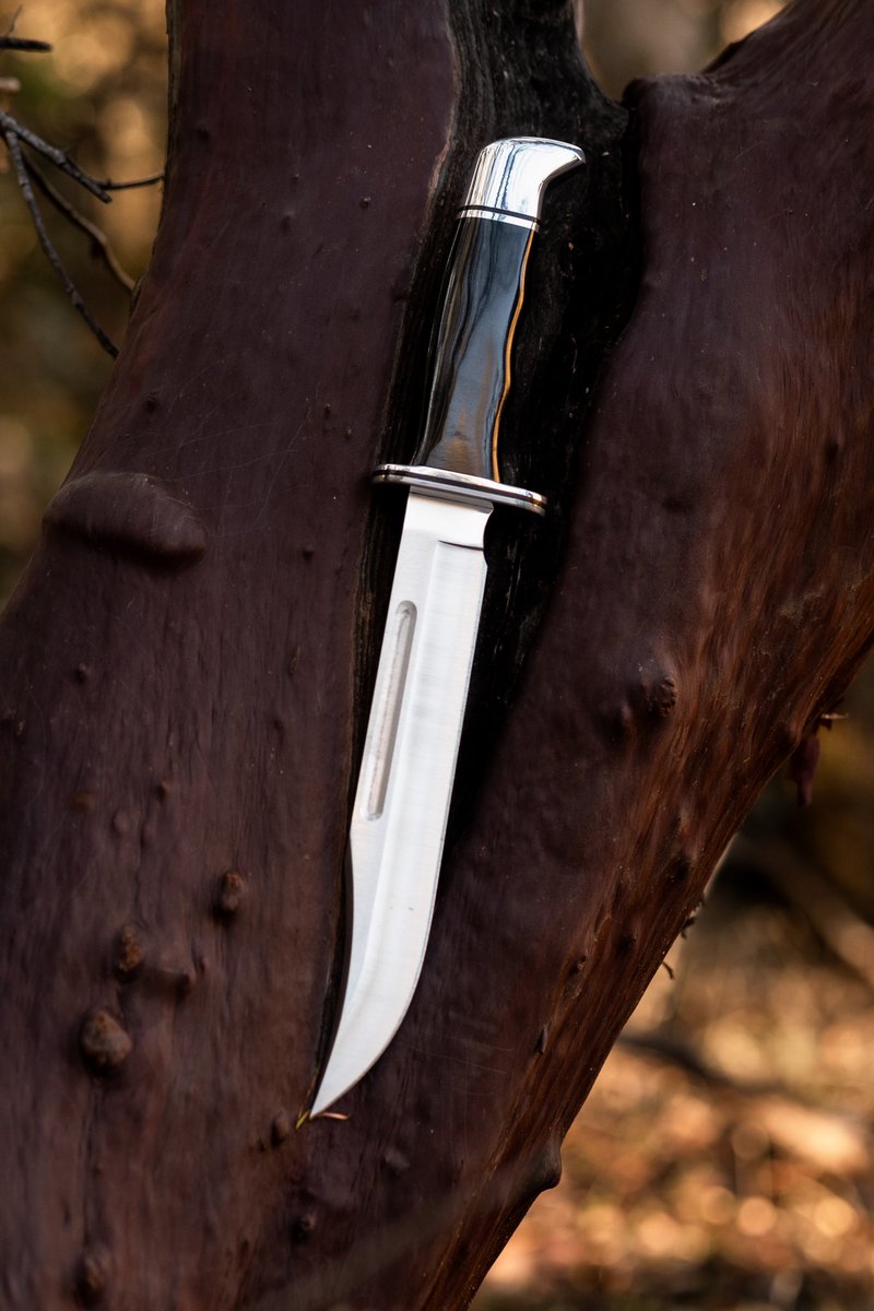 nothingbknives's tweet image. Some days it’s nice to roll with a classic like the Buck 120 General. #fixedblade #knife #buckknife