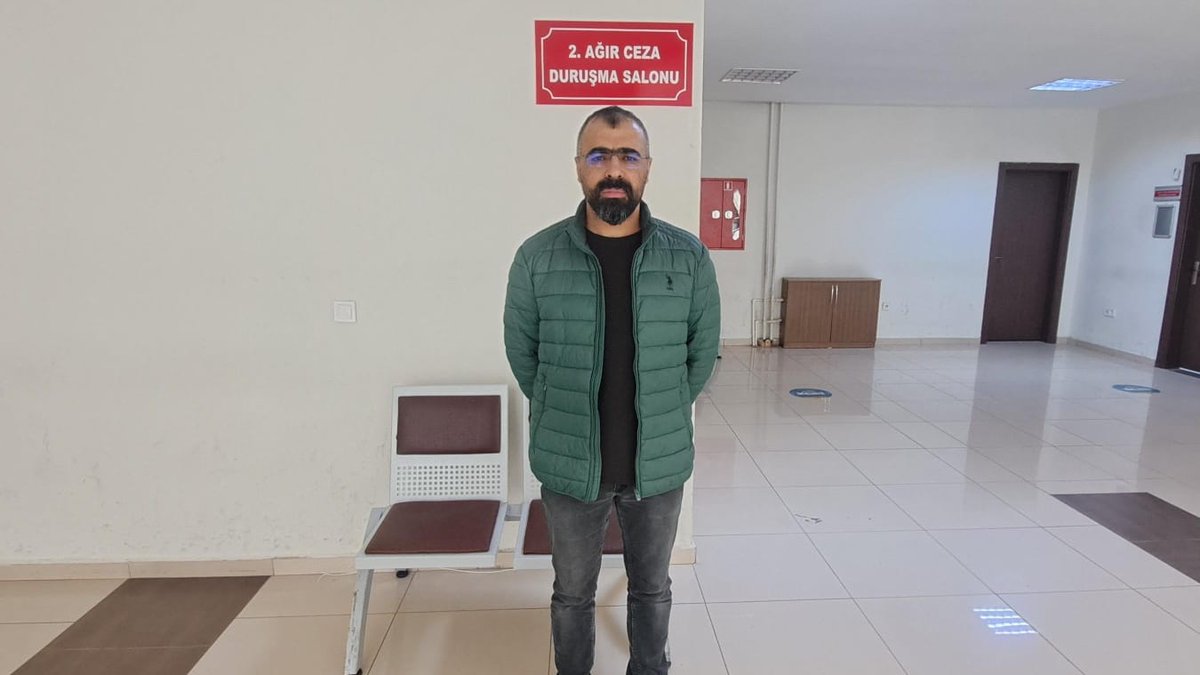 Expression Interrupted (@exint24) on Twitter photo 📌 Gazeteci Sinan Aygül’ün 14 yıldır devam eden davası yine ertelendi
Aygül, P24’e yaptığı açıklamada “Bu dava başlı başına bir yargısal tacizdir, Demokles’in kılıcı gibi başımızda sürekli sallandırılmaktadır” dedi
✍️Furkan Tunçdemir <a href="/ftuncdemr1/">Furkan Tunçdemir</a>
expressioninterrupted.com/tr/gazeteci-si… 📌 Gazeteci Sinan Aygül’ün 14 yıldır devam eden davası yine ertelendi
Aygül, P24’e yaptığı açıklamada “Bu dava başlı başına bir yargısal tacizdir, Demokles’in kılıcı gibi başımızda sürekli sallandırılmaktadır” dedi
✍️Furkan Tunçdemir <a href="/ftuncdemr1/">Furkan Tunçdemir</a>
expressioninterrupted.com/tr/gazeteci-si…