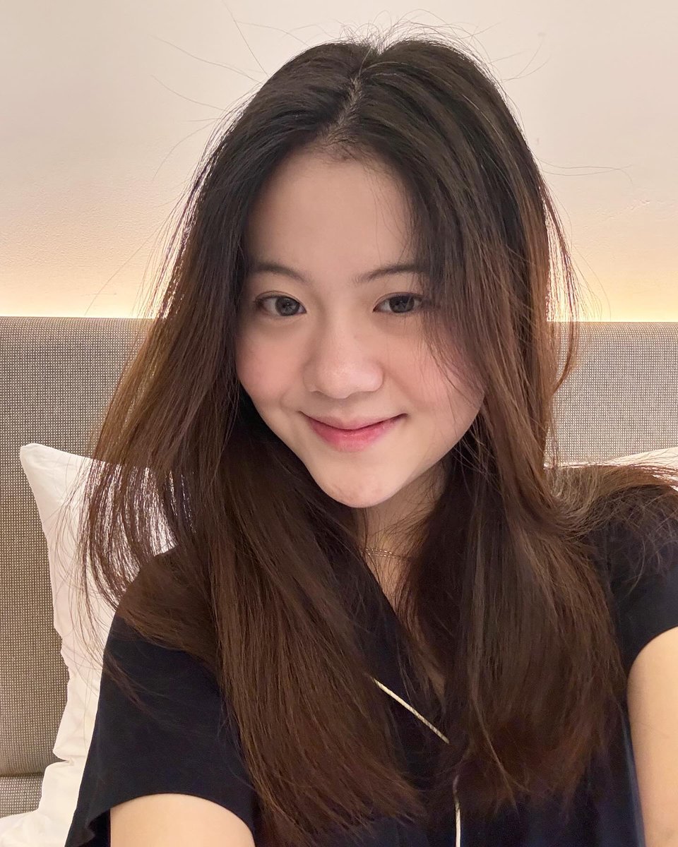 timberbranth's tweet image. casual on bed