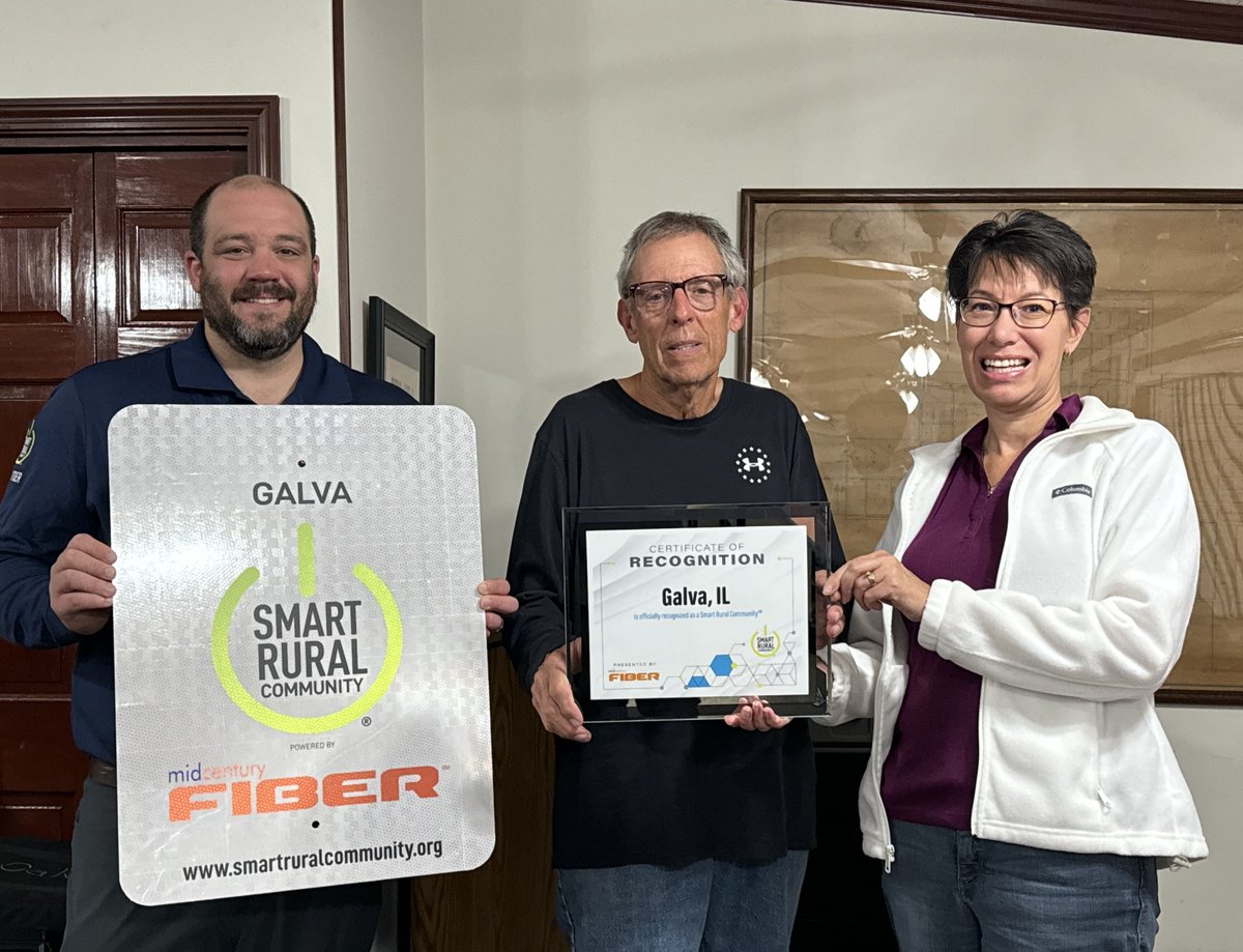 fiberfastnow's tweet image. We vote for more Smart Rural Communities! ✔
Last night we presented the City of Galva IL with their official NTCA - The Rural Broadband Association Smart Rural Community designation! ❤ 🤍💙
#SmartRuralCommunity#BroadbandBuiltToLast #BroadbandForAll