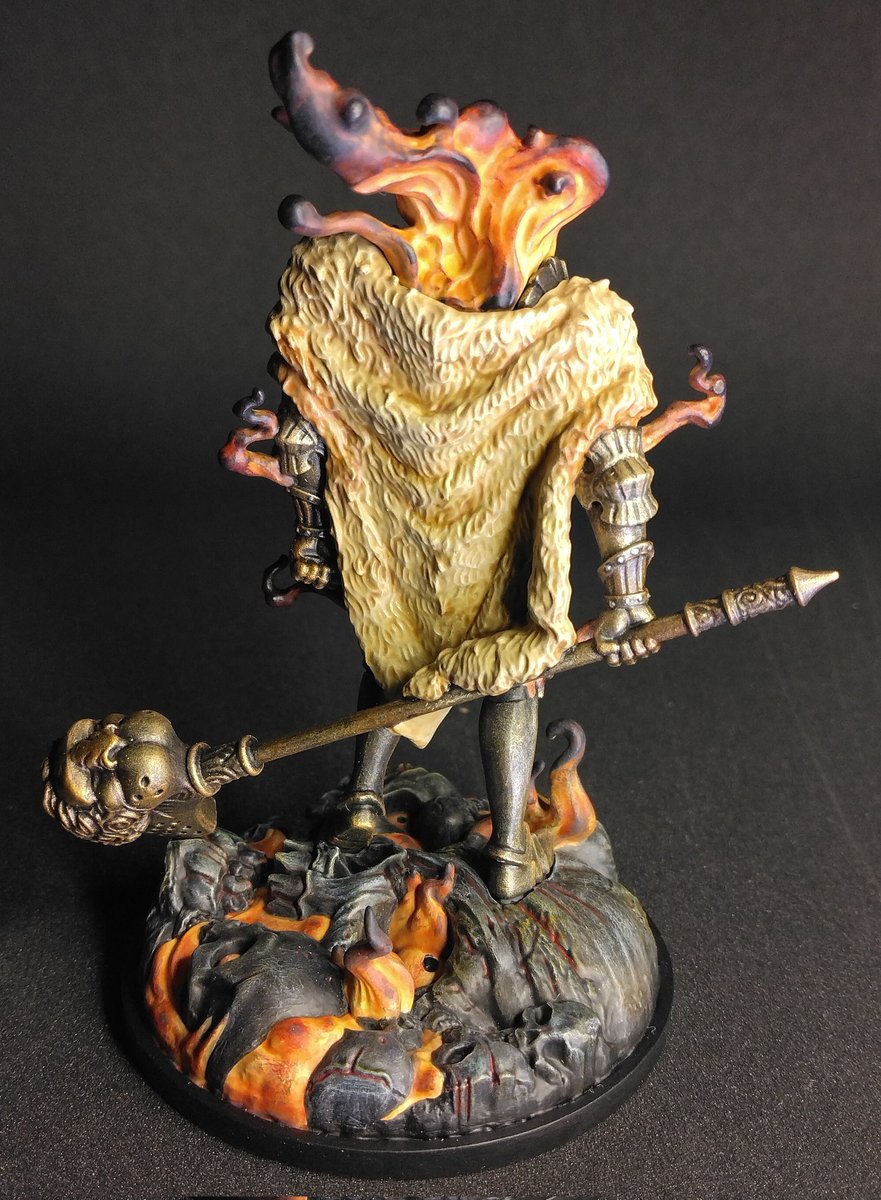 Gold Smoke Knight
(Core Game 1.5 Update Finale Monster)
＃kingdomdeath ＃キングダムデス
＃miniaturepainting ＃ミニチュアペイント
撮り直し