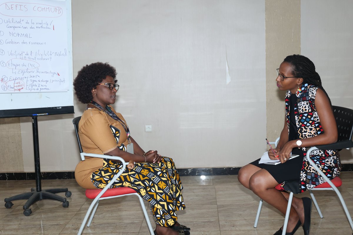 PSI_Burundi's tweet photo. 2/2. L’équipe des projets du secteur privé MPHD Burundi et @NLinBurundi ( PSI Burundi, ANFS, RCBIF) ensemble pour une consolidation des compétences en C4C ( conseil pour le choix éclairé)en préparation à un coaching in-situ des prestataires des structures sanitaires privées. https://t.co/aRzH7WHPEN