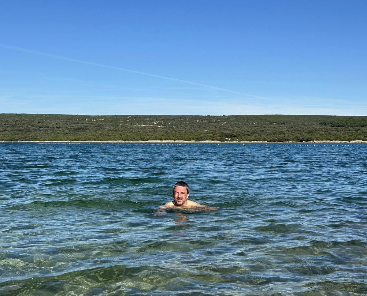 miha_simnovec's tweet image. Traditional november swimming in the sea ...

#Lopari #kamp #Osor #Lošinj #Cres #nostressoncres #sea #meri #meer #swimming #schwimmen #uima #sun #nature #luonto #Adriatic #Kroatien #Croatia #Hrvatska #Hrvaška