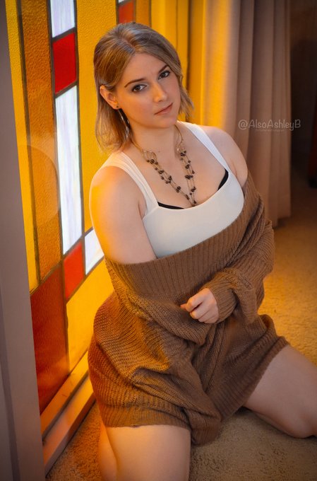 The big cozy sweater stays on... https://t.co/SzCZMk5jyd
