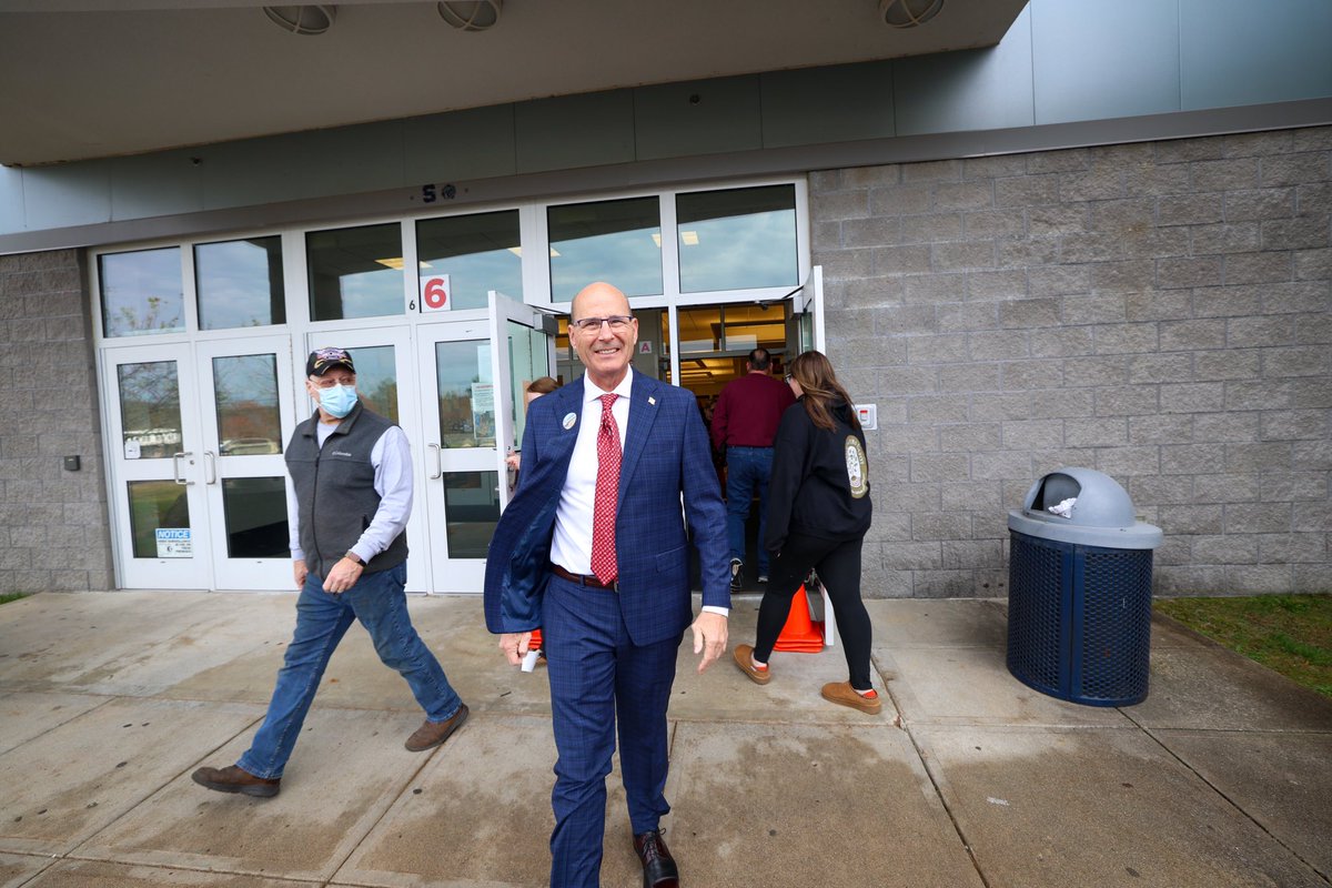 Russell Prescott tweet media