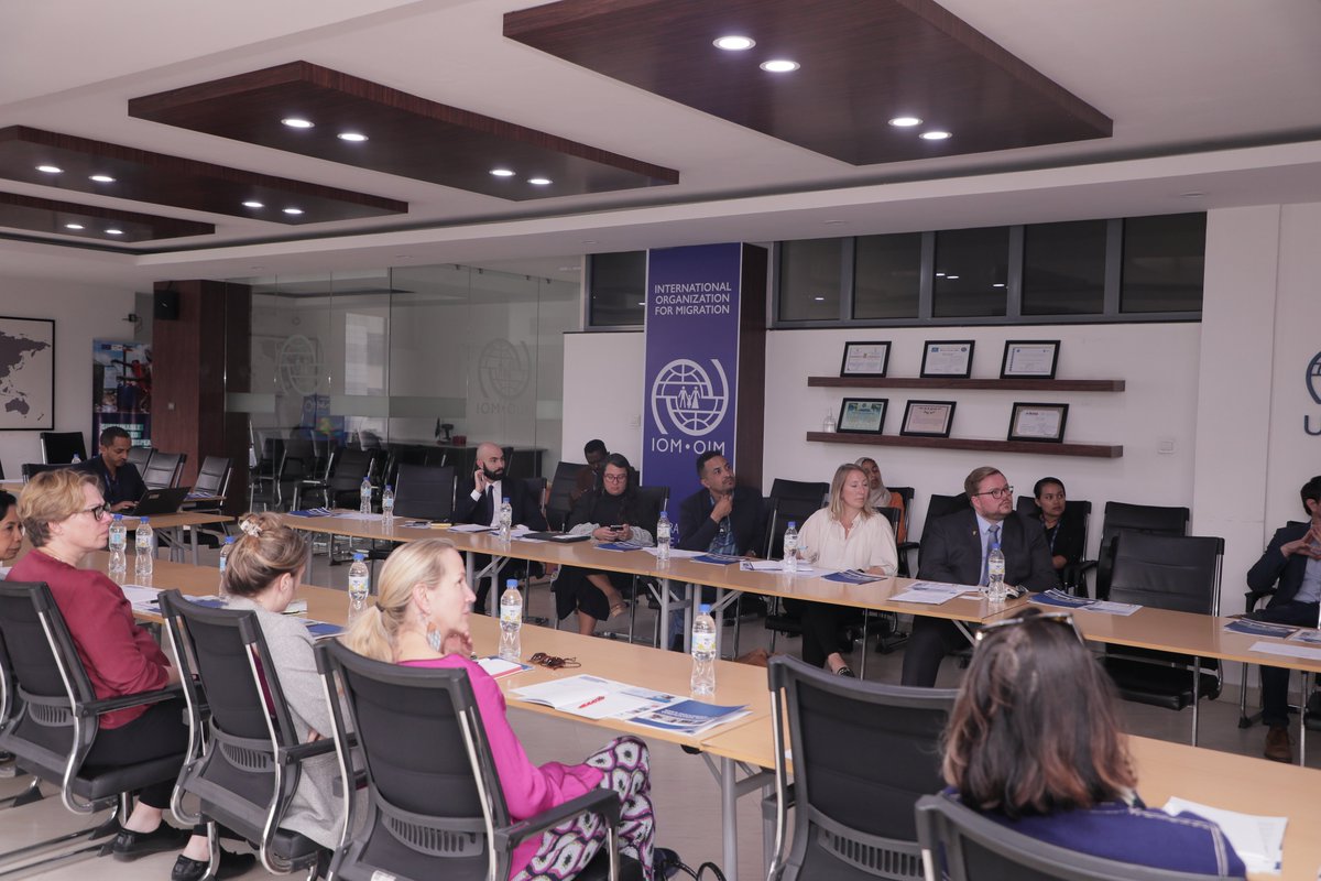IOMEthiopia's tweet image. Exciting session on visa facilitation &amp;amp; document verification services hosted by IOM today!
Great to see German-funded Family Assistance Programme, Canada Visa Application Centre &amp;amp; partners coming together to explore ways to further support safe &amp;amp; #regularpathways for #migrants.