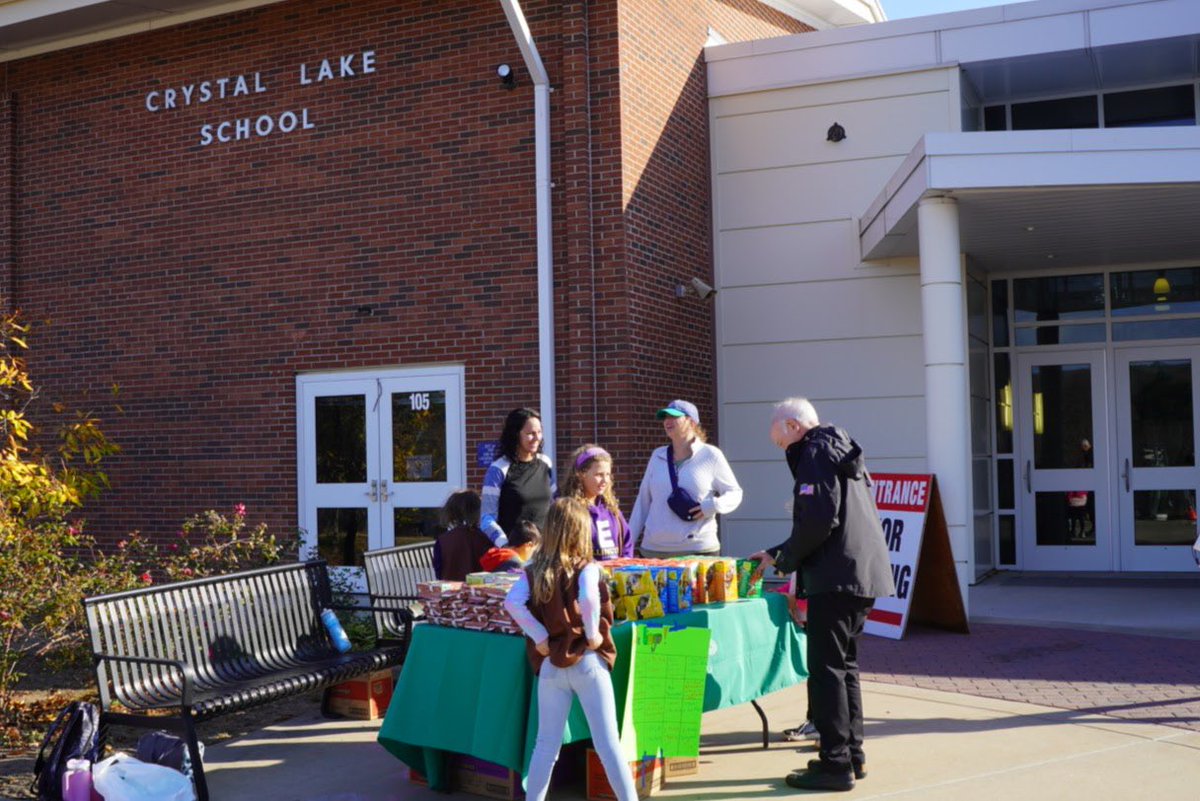 Joe Courtney tweet media