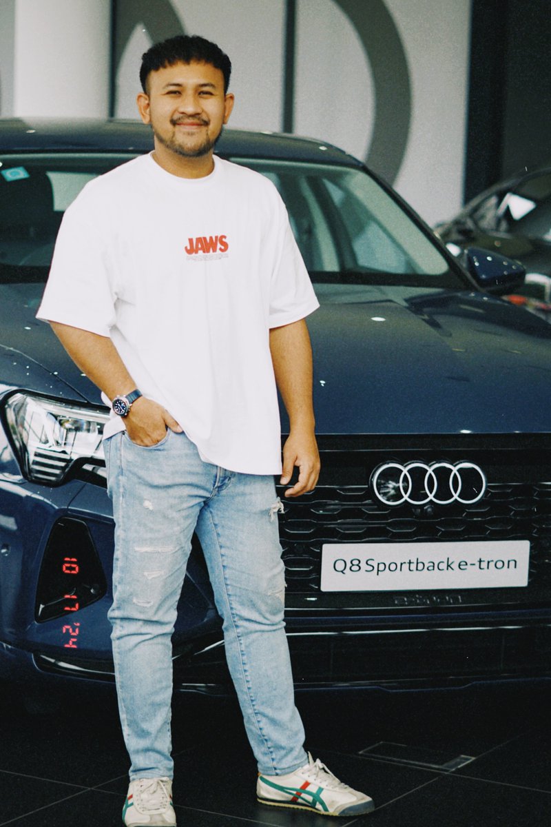 JamilKhalil's tweet photo. Rasa-rasa relevance tak kalau saya jual Audi dekat twitter? https://t.co/Y67lrYGCpI