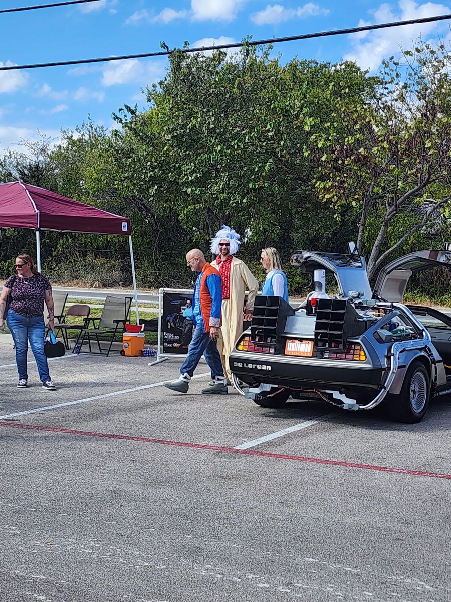We had a great time at our annual #TrunkorTreat event! Thank you to all the families, community partners and military veterans who came out ahead of Halloween. We hope to see you next year! #militaryfamilies