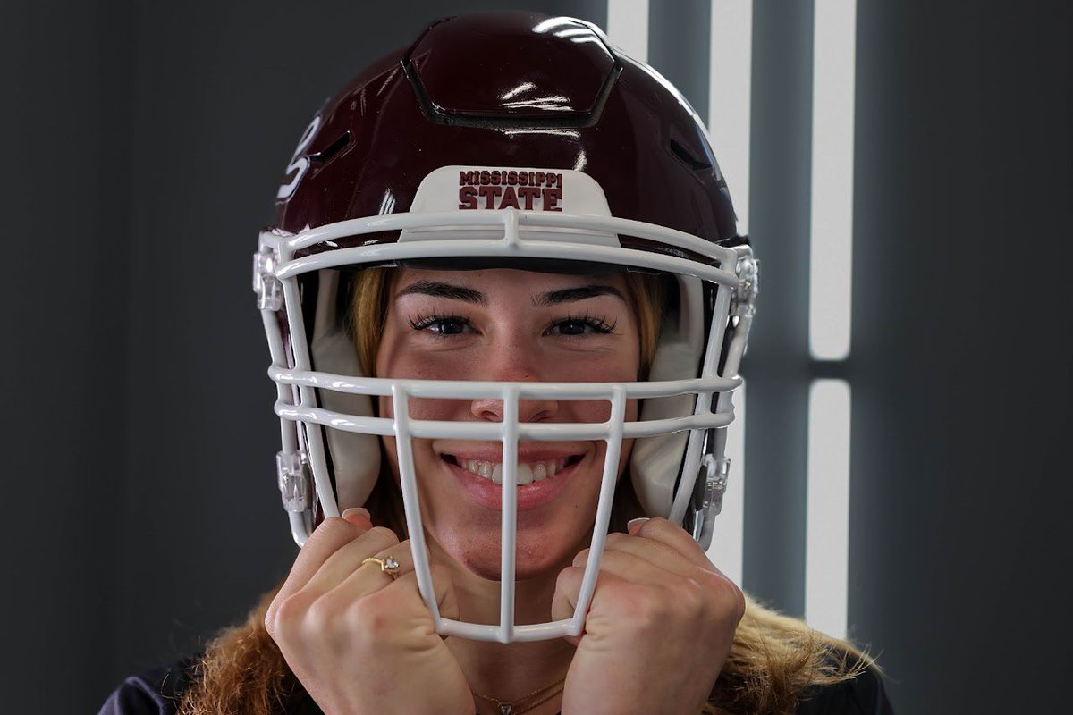 gschaeffer_2025's tweet image. Took a trip down to the sip and had a blast with my signing weekend. Love seeing my future teammates and having a great insight on how my next four will be!🐶
@Coach_Ricketts 
@MrCoachTbratt 
@tarynemckinney 
@CoachZacShaw