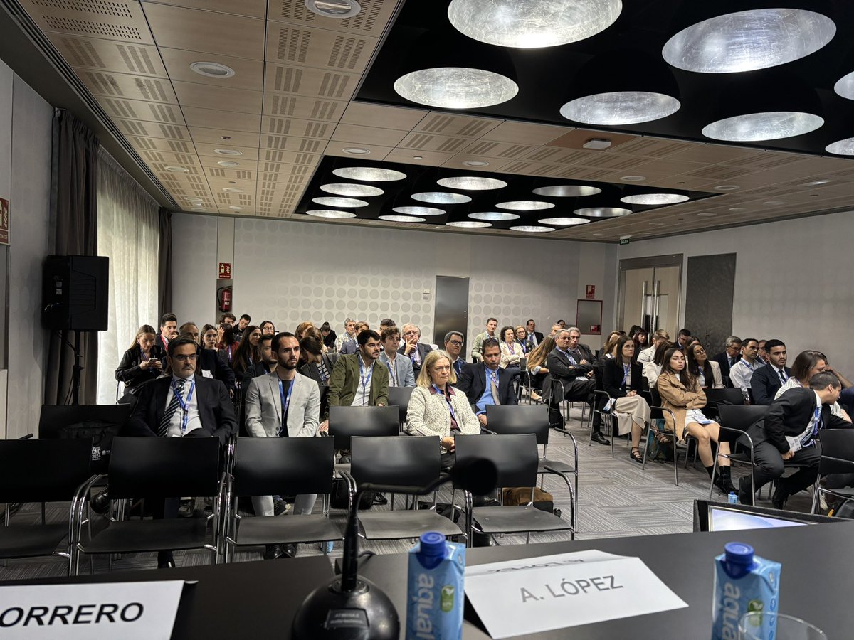 Seccion Pared AEC (@aecpared) on Twitter photo Comienza el Congreso Nacional de Cirugía 2024 <a href="/cnaec2024/">35 Congreso Nacional de Cirugía</a> de la <a href="/aecirujanos/">aecirujanos</a> #CNC2024 #cncirugia2024 con las Comunicaciones Orales de Pared Abdominal Comienza el Congreso Nacional de Cirugía 2024 <a href="/cnaec2024/">35 Congreso Nacional de Cirugía</a> de la <a href="/aecirujanos/">aecirujanos</a> #CNC2024 #cncirugia2024 con las Comunicaciones Orales de Pared Abdominal