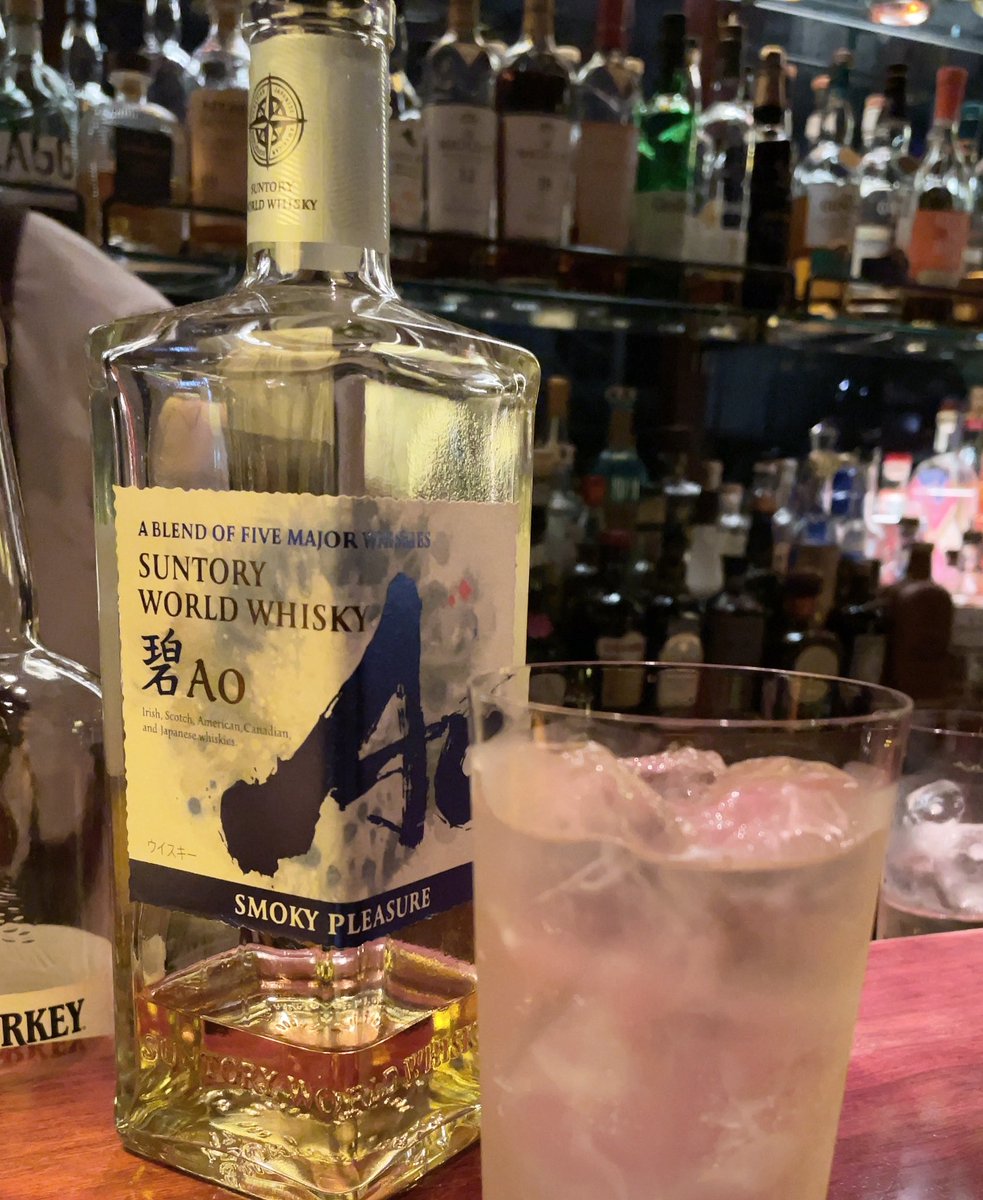 Tyrrell_YoneSan's tweet image. 今宵も美味しゅうございました🤤
さて…これも
#海薫るハイボール 
なんだろうか？笑笑

#bardece
#増田輝仁
#碧
#碧白
#ao