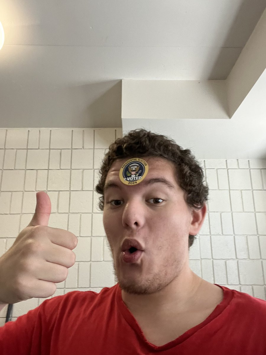 HeyThereImMario tweet media