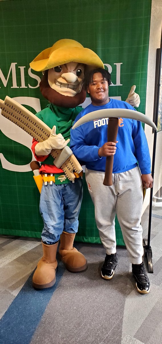 I had a great time at Missouri S&amp;T this past weekend. Thank you, <a href="/CoachHudsonMST/">Coach Ethan Hudson</a> for having me, and good luck on the rest of your season. <a href="/coachball_FB/">Andy Ball</a> <a href="/Miners_FB/">S&T Football</a> <a href="/JPRockMO/">JP Rock</a> <a href="/GSV_STL/">Gateway Sports Venue</a> #minerpride