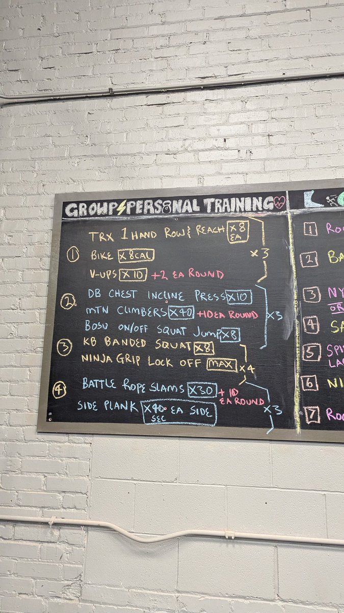 SiliconShecky's tweet photo. Today's workout. Actually did side planks and the knee held up. Definite progress.
#push4progress #wehackhealth https://t.co/65odXnDVRW