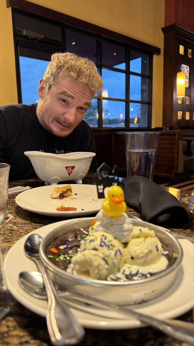 100% Eat tweet media