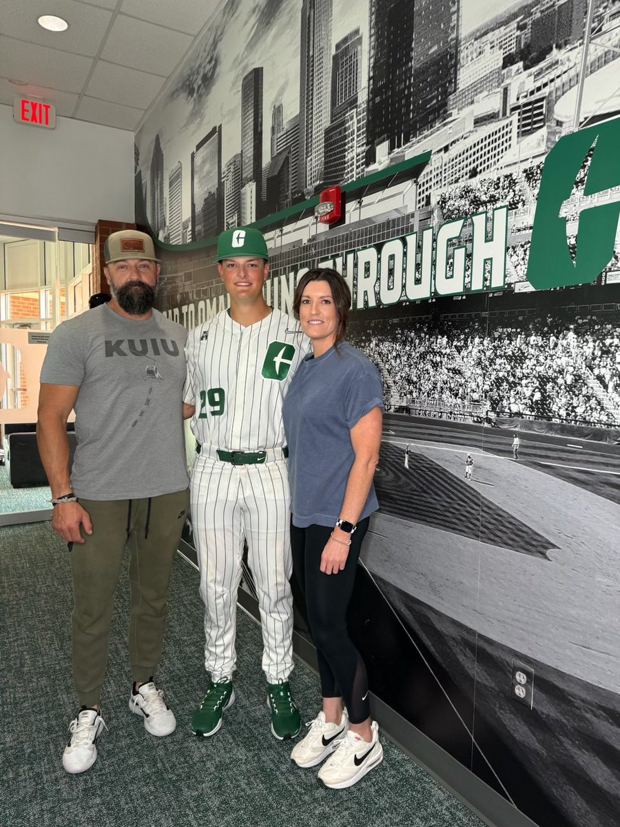 chayse oxborrow (@chayseox) on Twitter photo Blessed to announce my commitment to play baseball at The University of North Carolina Charlotte next year. Huge thank you to everyone involved throughout this process. Go Niners!⛏️ <a href="/CharlotteBSB/">Charlotte Baseball</a> Blessed to announce my commitment to play baseball at The University of North Carolina Charlotte next year. Huge thank you to everyone involved throughout this process. Go Niners!⛏️ <a href="/CharlotteBSB/">Charlotte Baseball</a>