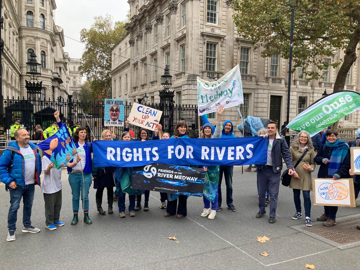 Project Ripple Effect (@ripple_sussex) on Twitter photo We joined SO MANY of you on the <a href="/MarchforWater/">March for Clean Water</a> , a day of inspiring, collective action!
<a href="/ForMedway/">for.medway</a> <a href="/rachelmillward/">Rachel Millward</a> @SarahLooseleaf
#LoveYourLocalRiver #UpperRiverMedway #WeAreStrongerTogether We joined SO MANY of you on the <a href="/MarchforWater/">March for Clean Water</a> , a day of inspiring, collective action!
<a href="/ForMedway/">for.medway</a> <a href="/rachelmillward/">Rachel Millward</a> @SarahLooseleaf
#LoveYourLocalRiver #UpperRiverMedway #WeAreStrongerTogether