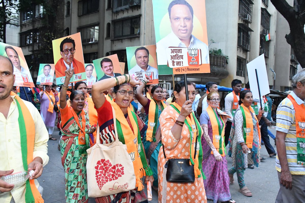 hetalgalabjp's tweet photo. The energy at today’s Rath Yatra was truly electrifying, and I’m confident @ShelarAshish ji you will win your 3rd term as MLA with maximum votes. Let’s make it happen! 💪 Voting on 20th November 2024 –vote for progress, vote for Ashish Shelar! 🪷   #ThirdTermVictory #VoteLotus https://t.co/4XklS2e4cm