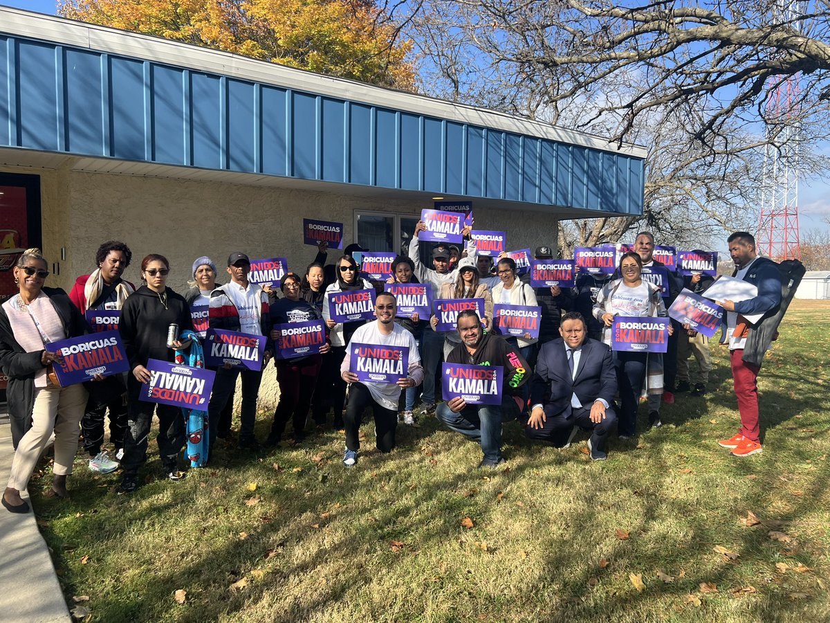 The <a href="/UnidosUS_PAC/">UnidosUS Action PAC</a> has hundreds of canvassers in Pennsylvania today turning out the Latino Vote. <a href="/collazophilly/">Rafael “Ray” Collazo</a> @Boricuas4Kamala with our team this morning in Allentown, PA. We are not going back!