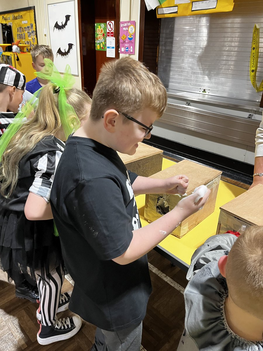 Miss Young P5Y KPS tweet media