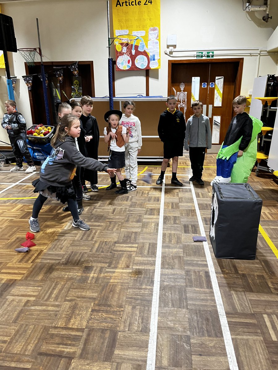 Miss Young P5Y KPS tweet media