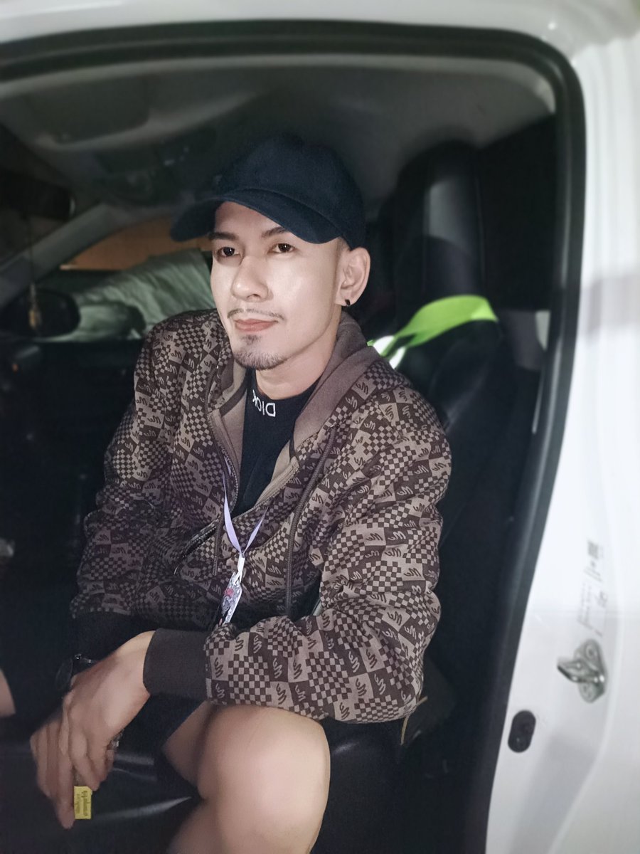 ถ้าฉันหายไปไม่ต้องห่วงใย..ฉันแค่นอน☺️☺️
#ราม 2 #บางแก้ว #บางนา #บางพลี #สมุทรปราการ ผมผู้ชายแท้ชอบผู้หญิงครับ📌📌