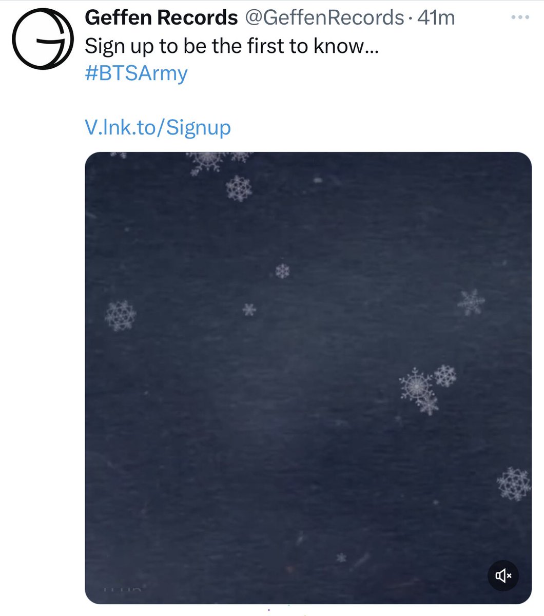 italianarmyfam_'s tweet photo. 🚨ATTENZIONE: La Geffen Records accenna a un progetto speciale natalizio con V dei BTS e Bing Crosby 👀❤️

BTS IS COMING
V IS COMING
BTS x BING CROSBY
#V #BTS #BTSxBingCrosby https://t.co/o92GhzCMOn