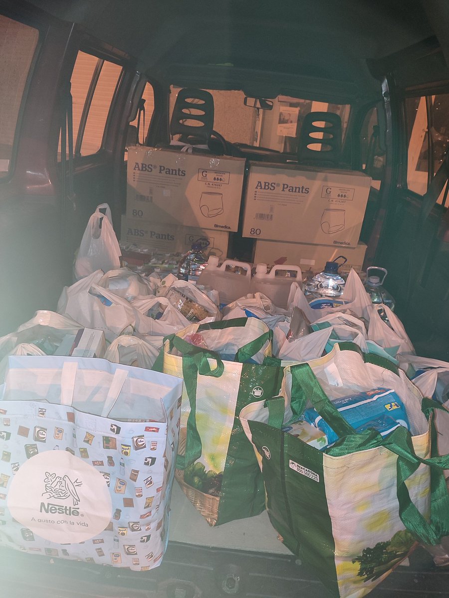 Crestongames tweet media