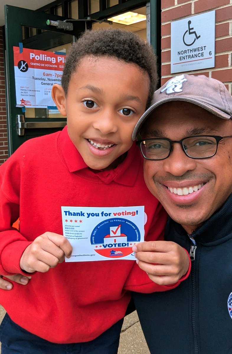 A father-son tradition. ❤️  #ElectionDay