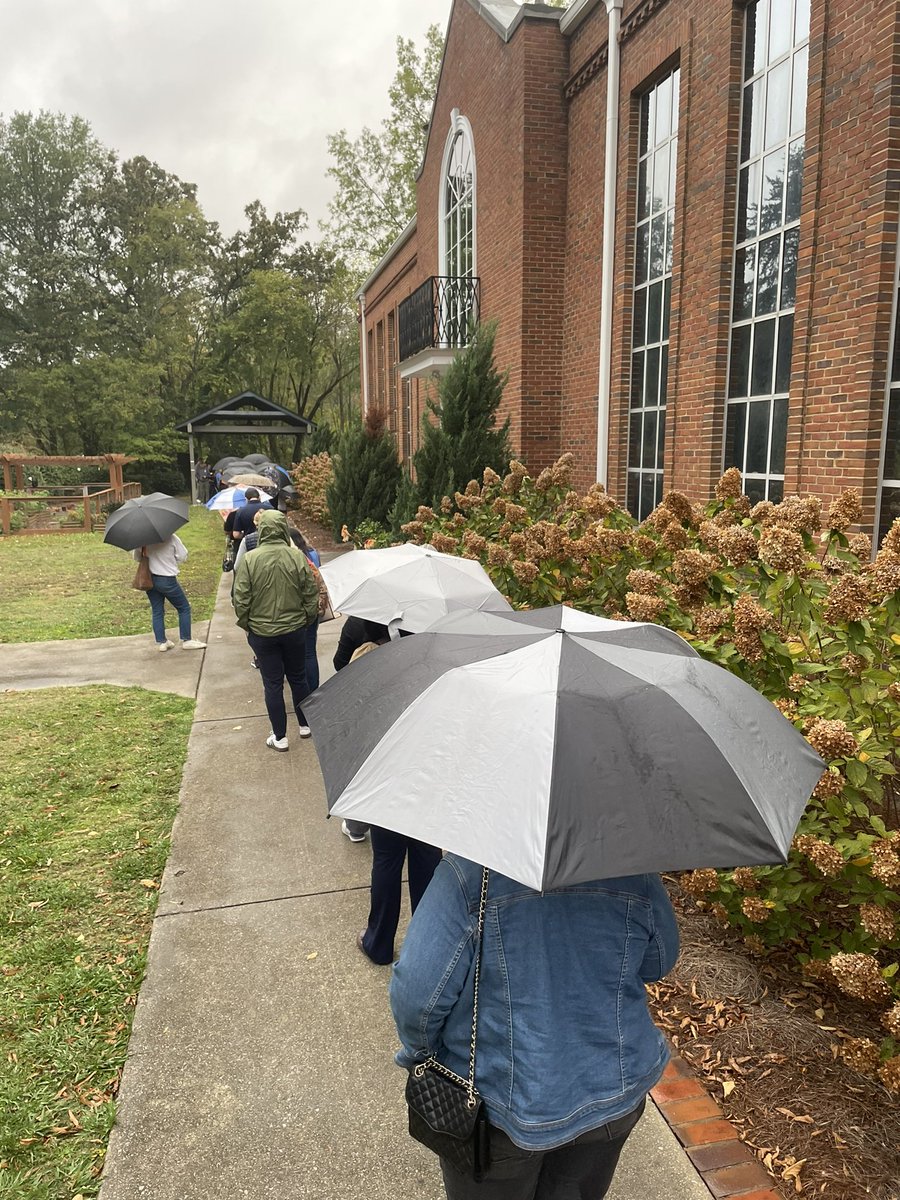Husband snapped this at 6:50 am, polling place is the Girls, Inc. building in North Crestwood neighborhood of Birmingham. #Vote2024