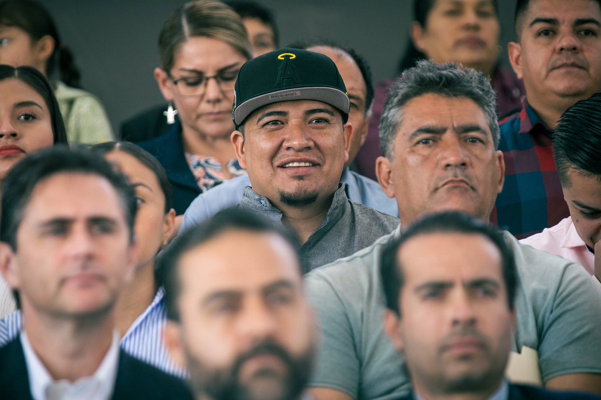 La palabra #CONFIA, es una palabra muy poderosa: significa esperanza, y por ello, hoy comparto con mucha responsabilidad y compromiso, la estrategia de seguridad que buscará el bienestar de nuestras familias de Guanajuato. 👨‍👩‍👦‍👦

Con un enfoque basado en inteligencia,