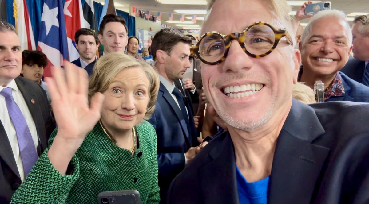 RethinkingHeros's tweet photo. Hillary and her team say hi! Got some interesting perspective of things to come, if Mr. T re-assumes the throne. https://t.co/pYVqEFUfLv