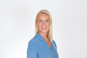 OAAA CEO Anna Bager was interviewed last week by Ian Dallimore on Lamar's October 30 Digital and Dirt podcast.  She highlighted the importance of the OAAA's Benchmarketing study. #AnnaBager #Benchmarking #IanDallimore #oaaa
billboardinsider.com/anna-bager-out…