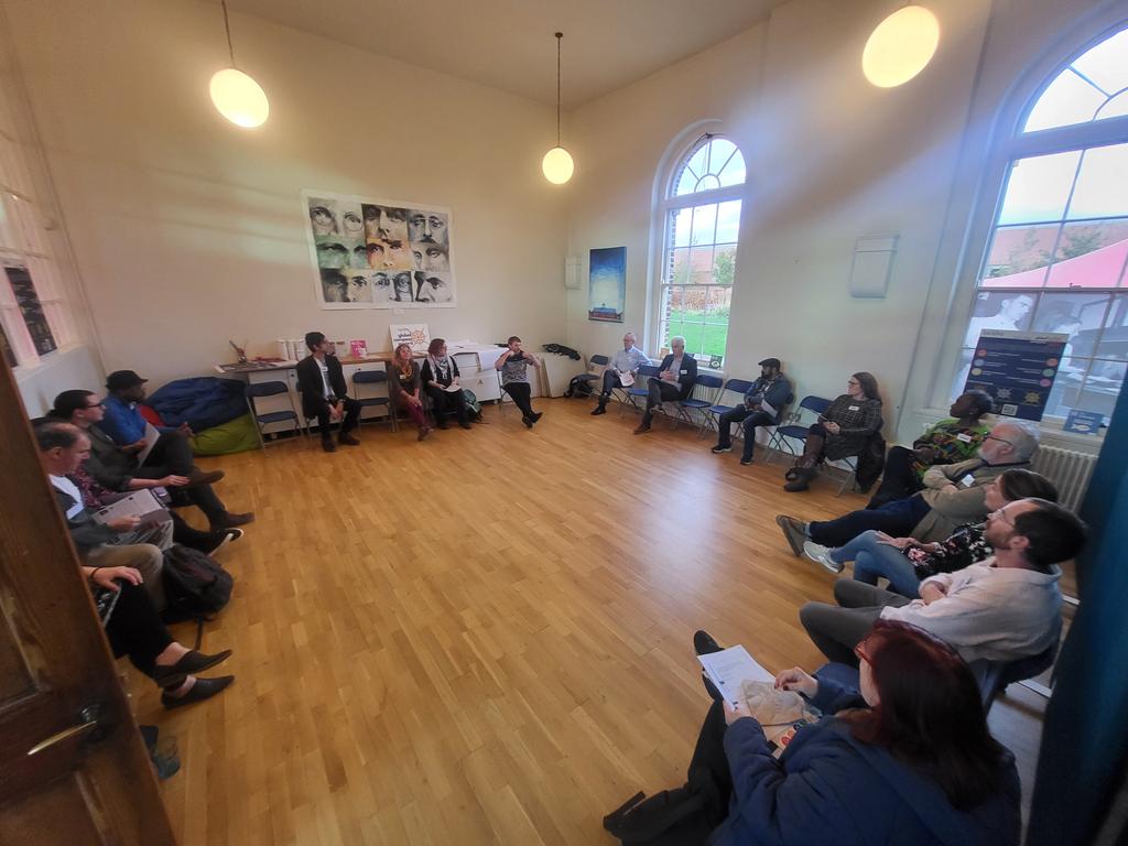 NickJDoran's tweet photo. Wee have 3 #GCE breakout rooms focusing on #capacitybuilding #resources and @SaoltaEd's #GlobalCompass going on at @RichBarracks right now. Ways of thinking about #ActiveCitizenshipEducation https://t.co/vpclRFTvhP
