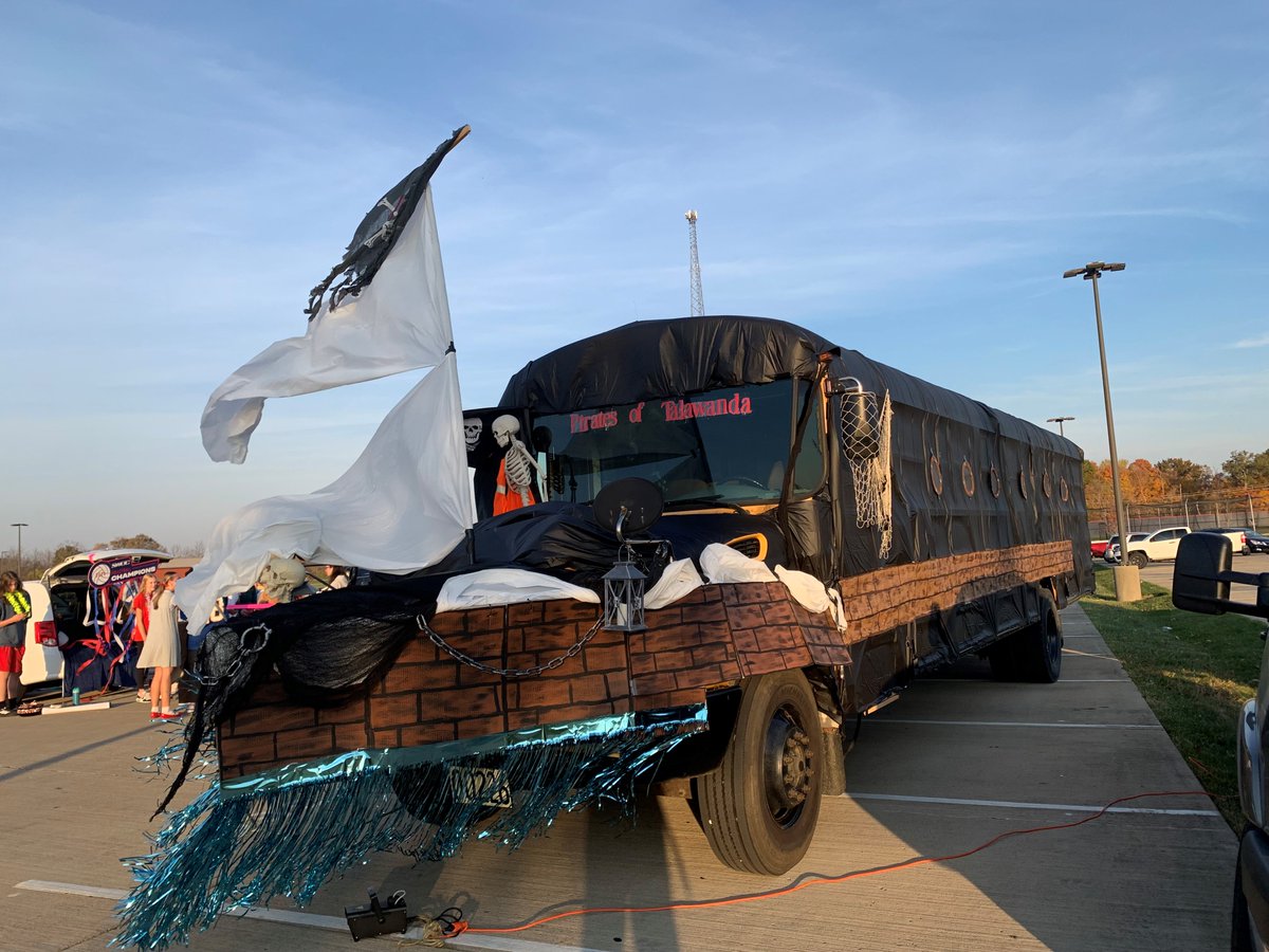 Petermann Bus tweet media