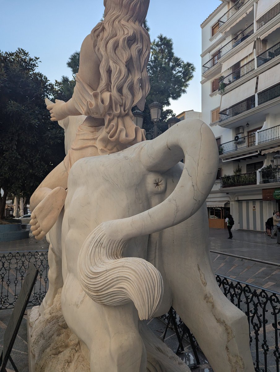 Cosmo Queen ✨ tweet media