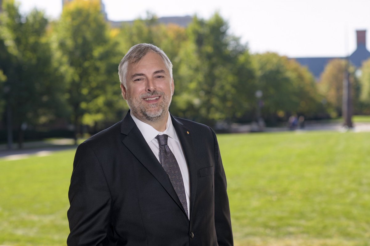 Beckman Institute at Illinois (@beckmanillinois) on Twitter photo What if traumatic memories could be erased?
In a Q&A, Beckman Director Steve Maren (<a href="/StephenMaren/">Steve Maren ππ§ ππ¨</a>) reflects on his cinematic start to science, explains his fascination with the amygdala and explores on emotional memories both personal and scientific. π¬
go.beckman.illinois.edu/MarenQA What if traumatic memories could be erased?
In a Q&A, Beckman Director Steve Maren (<a href="/StephenMaren/">Steve Maren ππ§ ππ¨</a>) reflects on his cinematic start to science, explains his fascination with the amygdala and explores on emotional memories both personal and scientific. π¬
go.beckman.illinois.edu/MarenQA