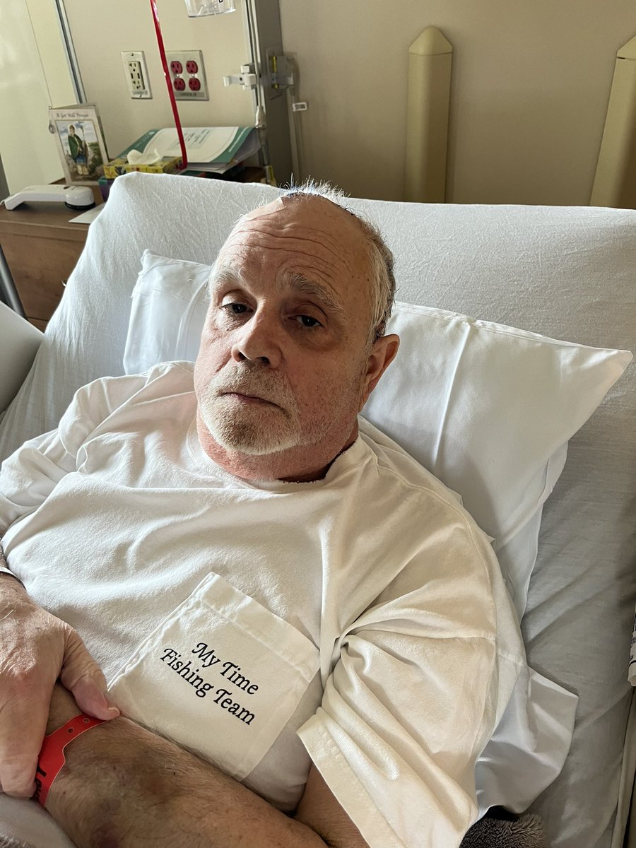mmisssaa's tweet photo. @pulte $mmissa could use it. Father just brain surgery. Mom is out of work and it’s hard trying to juggle both house holds https://t.co/elSLVFcQO7