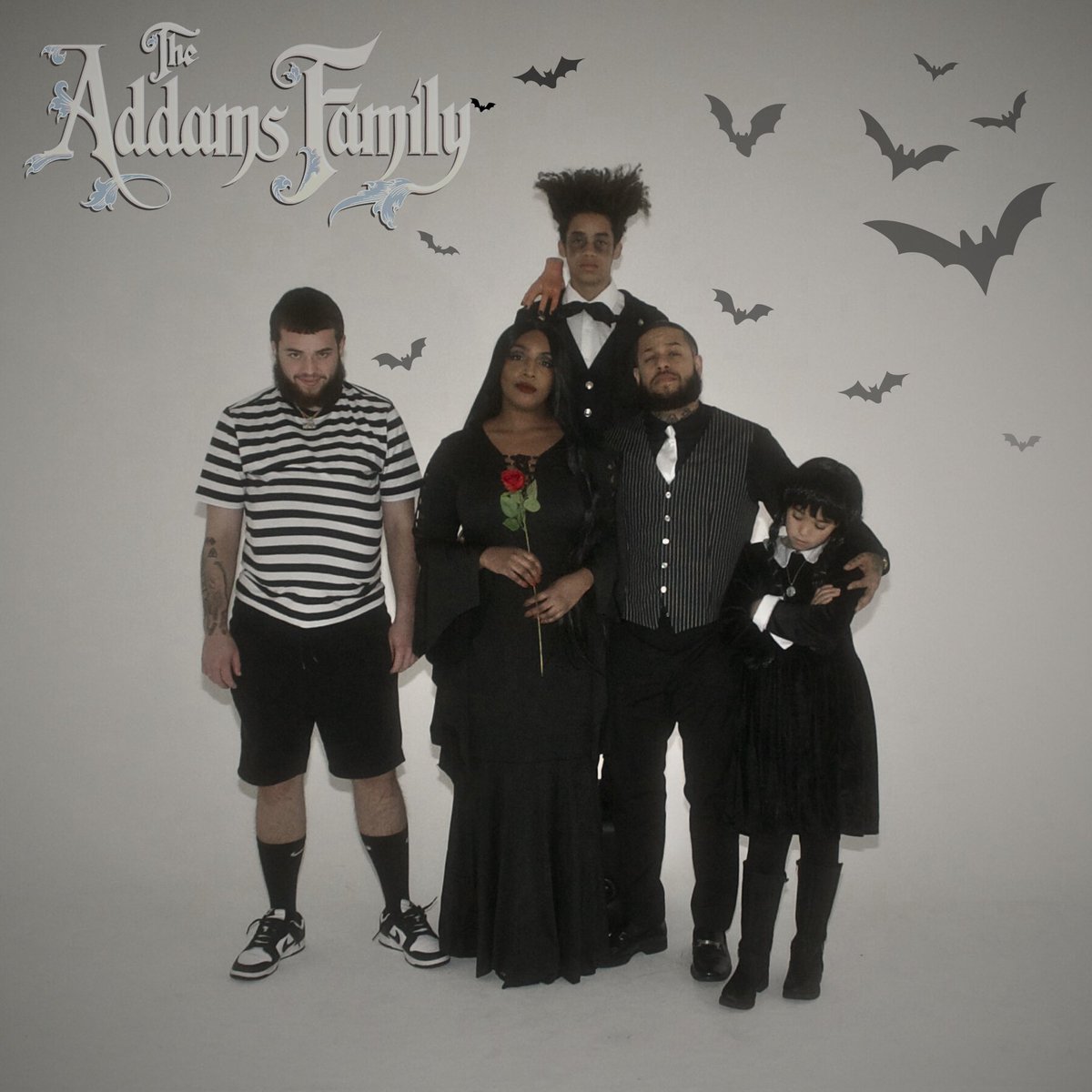 CHAOS_NEWMONEY's tweet photo. #halloween2024 #TheAddamsFamily https://t.co/NrQuaGT1oU