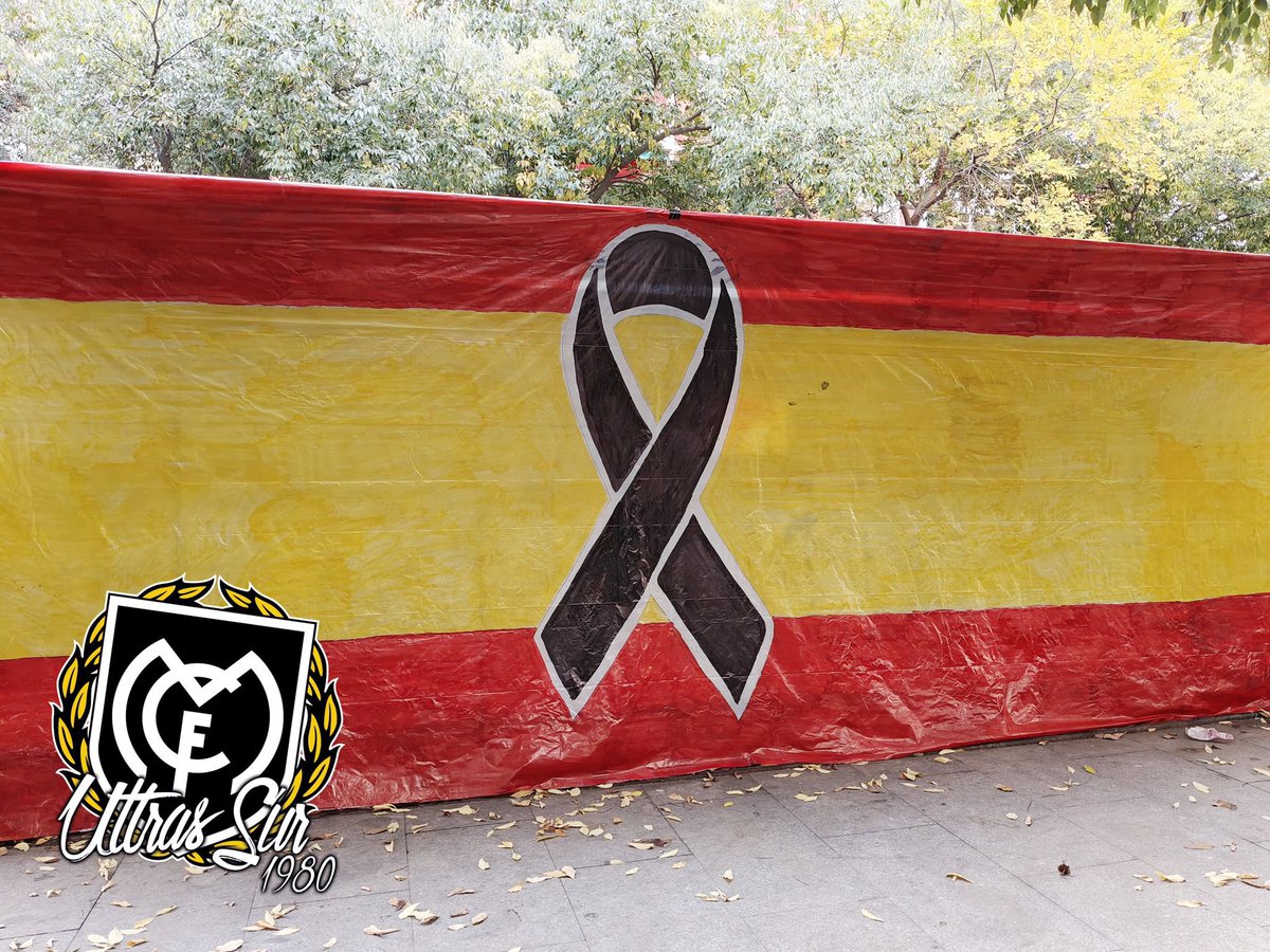El dolor de todo un país.
#UltrasSur #SiempreFieles #FuerzaValencia