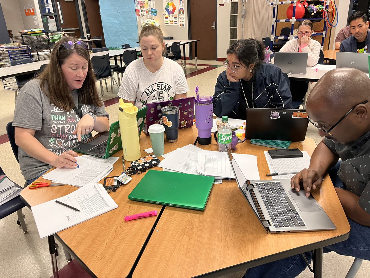 Rachel J. Dunn tweet media