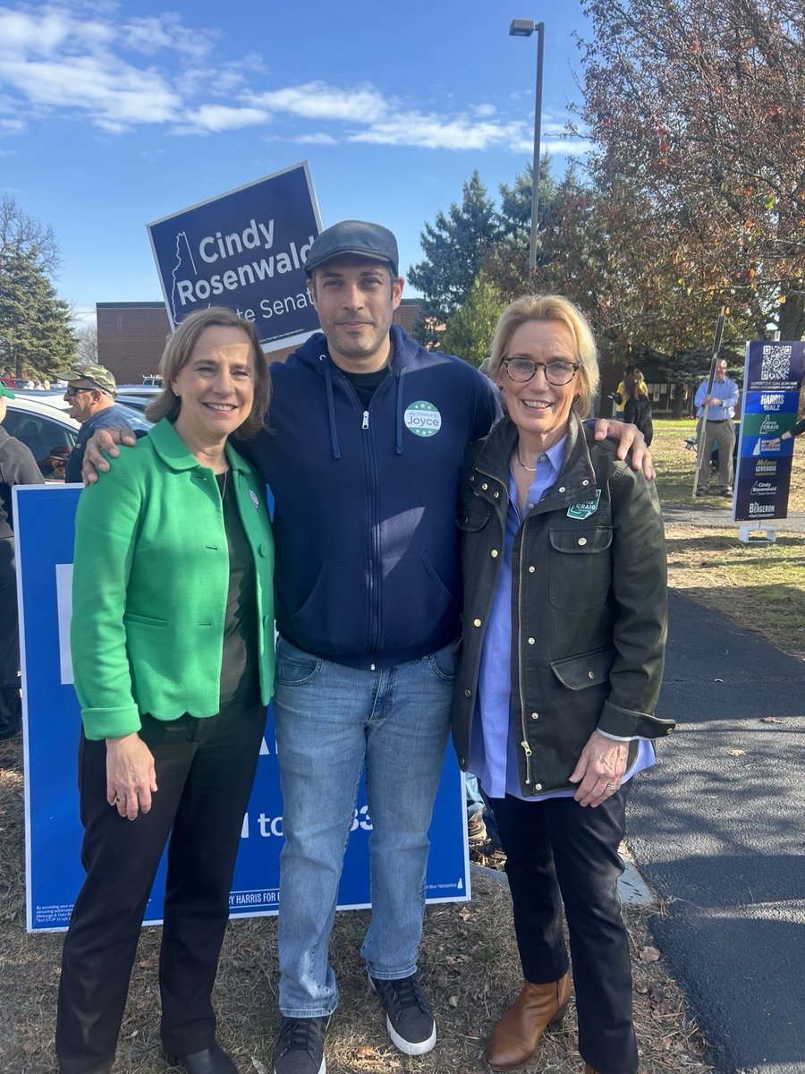 JoyceCraigNH's tweet photo. Hello from Nashua! Wonderful to see so many friendly faces with Sen. @maggie_hassan and Mayor Donchess this morning. #NHPolitics https://t.co/iusWqsmw98