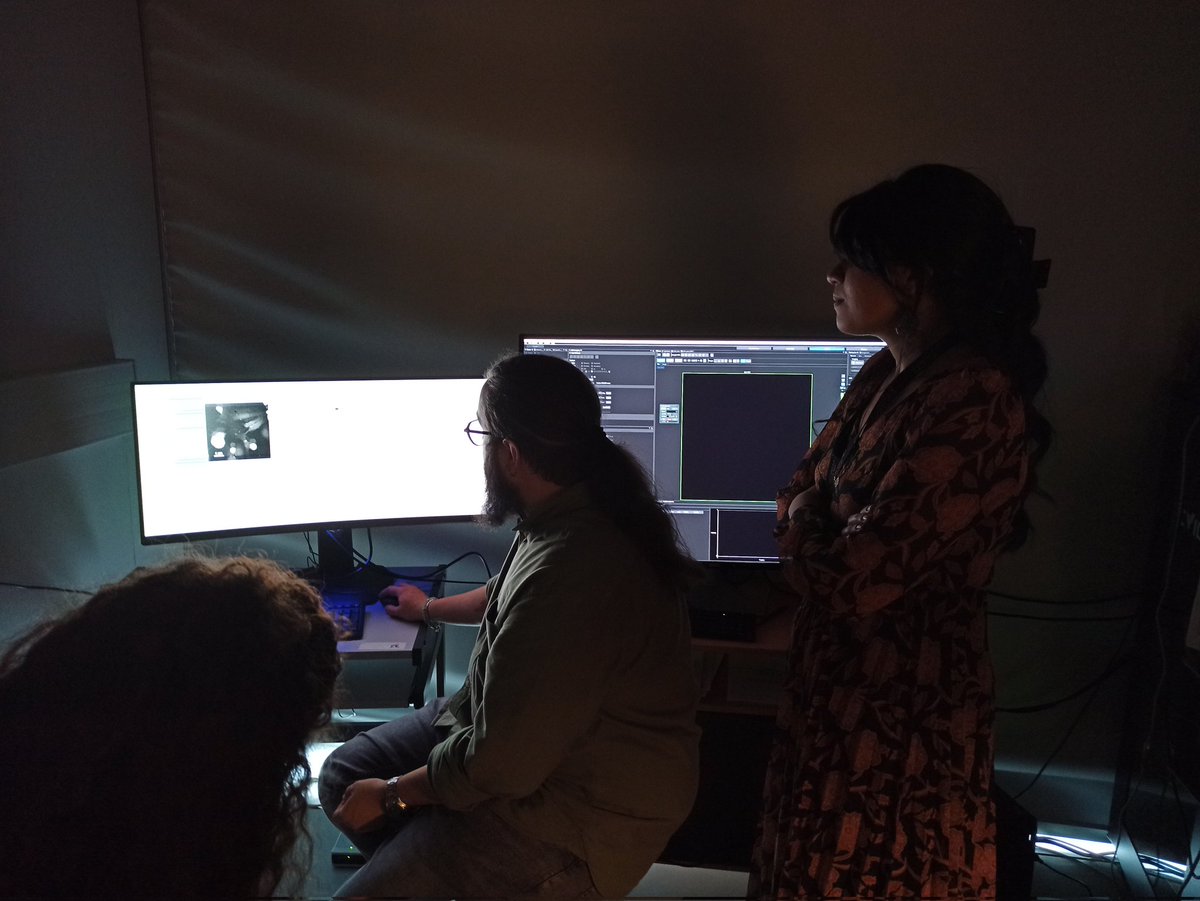 Sylv1JEANN1's tweet image. Let&apos;s start workshops at the #anf_flim
on a 2photons laser with the NADH autofluorescence FLIM
Thanks to @MeriemDjendli from #CPBM and @MisterDo07 for the training.
@GDR_ImaBio @ISMOlab_orsay