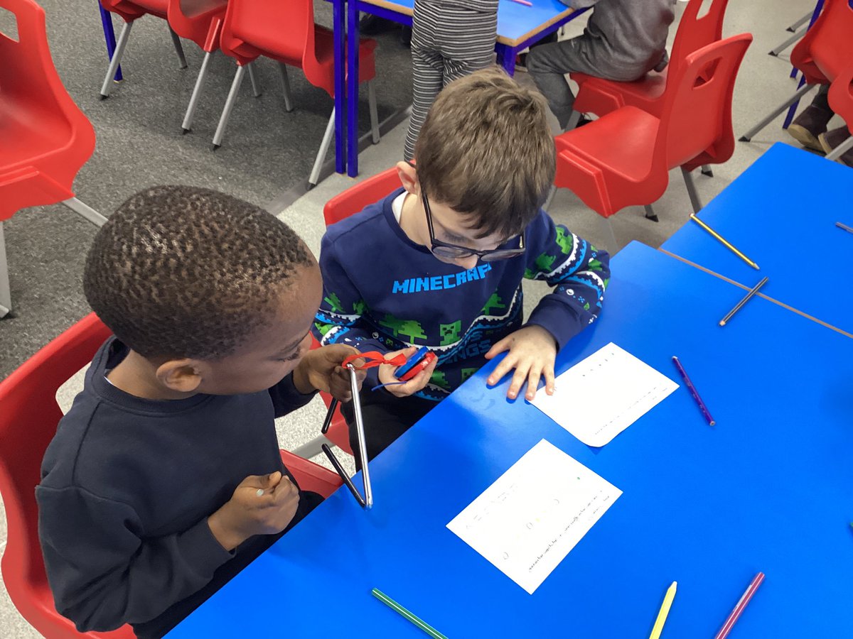 Fosse_TMET's tweet photo. In year 2 we have been learning how humans can use musical instruments and computers to make pulse and rhythm within music. We then had a vote to see which was bestโฆ computers won today! #fmcomputing #curious #enthusiastic https://t.co/PJEBi8OgvJ