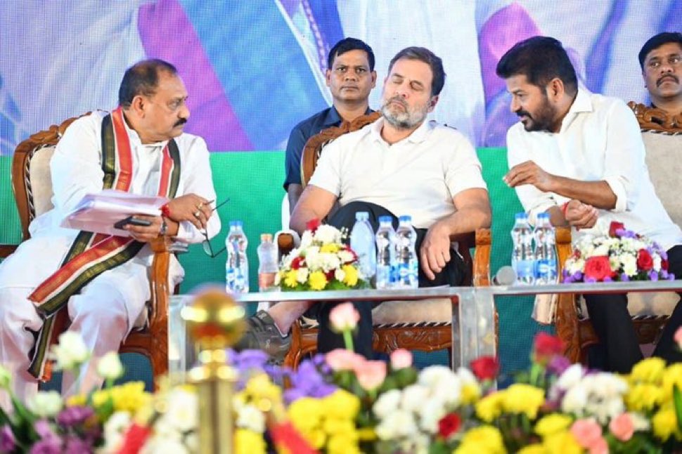 TransparentTG's tweet image. Mukku podum kotti alisipoyadu ani doubt ga undhi 
Is Rahul Gandhi ready for #WhiteChallenge ?